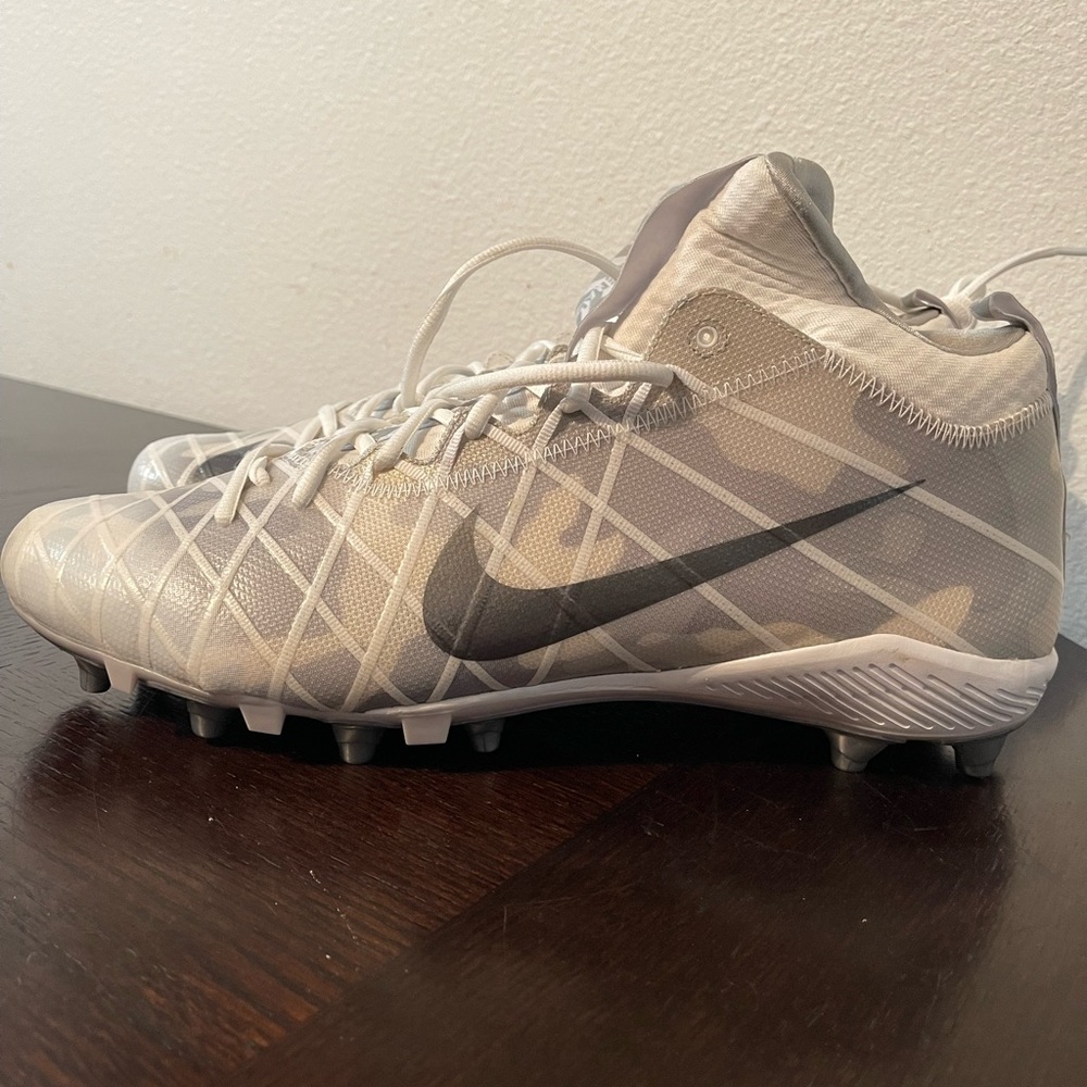 Nike Field General 3 Elite TD Men's Football Cleats 833390-100 MSRP $125